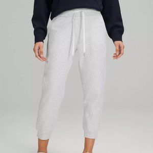 Lululemon Scuba High-Rise Cropped Joggers